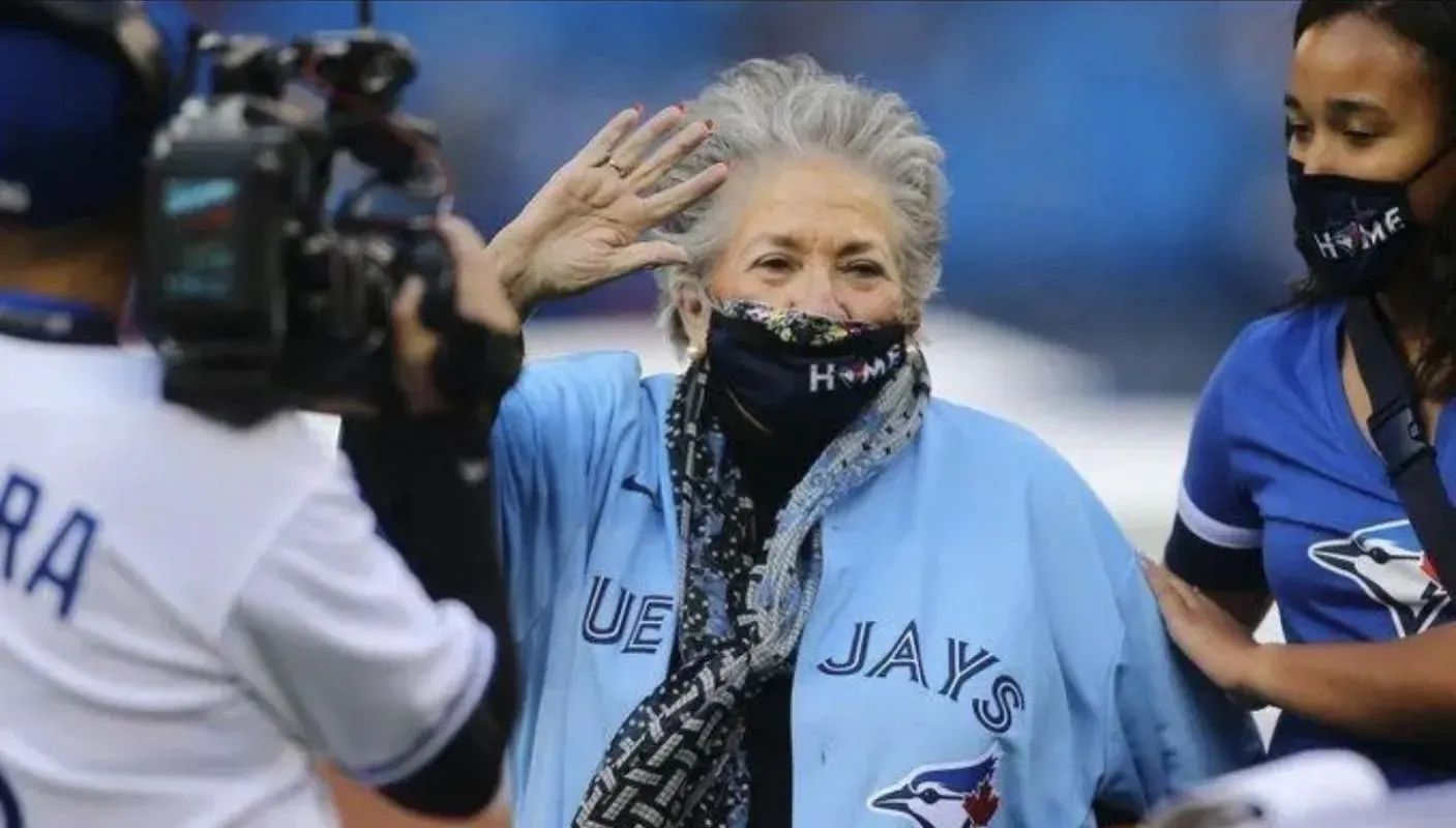 Just now:Blue Jays Fans Unite Behind Legendary “Back Again Home Plate Lady”…….