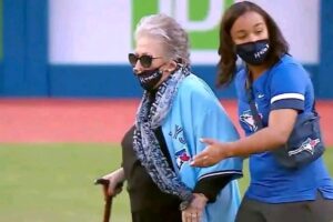 From Dugouts to Lifelong Bonds: The Untold Story of Lois McDonald and Lady Patel, Two Trailblazing Women Who Found Friendship and Purpose Amid the 1977 Toronto Blue Jays Inaugural Season….