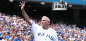 BREAKING NEWS: Excitement Erupts at Rogers Centre as Blue Jays Legend Dave Stieb Returns to Toronto as Senior Coach…..